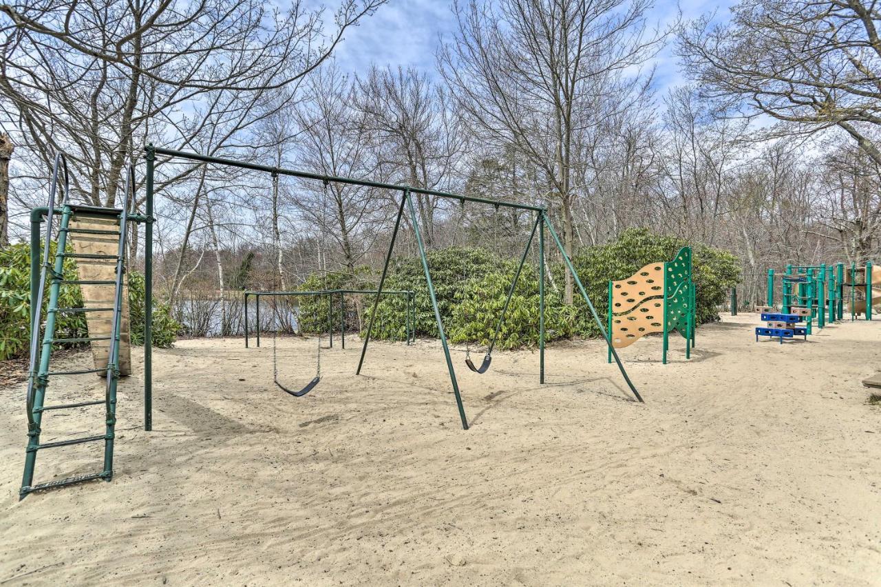 Charming Poconos With Covered Deck And Grill! * Tobyhanna